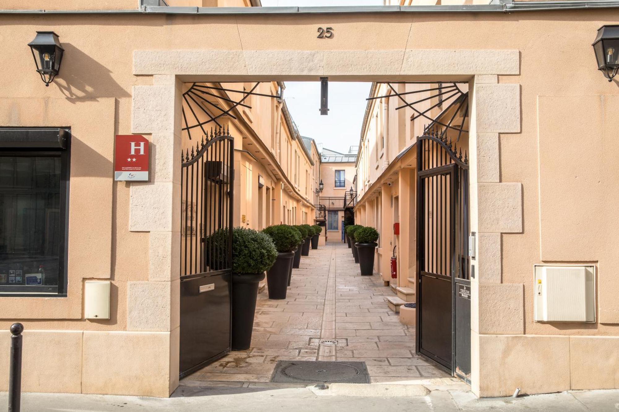 De L'horloge Apart-hotel